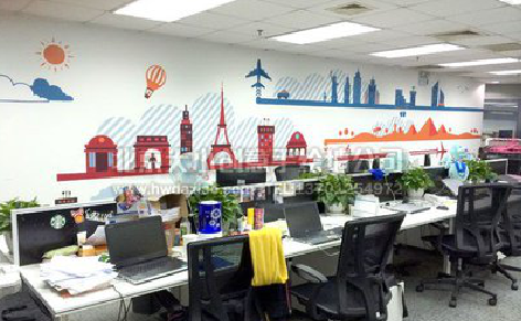 通江教你设计办公室墙绘的方法。